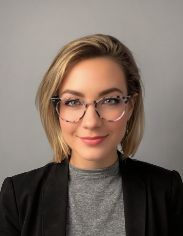 Sarah Kurtz Headshot